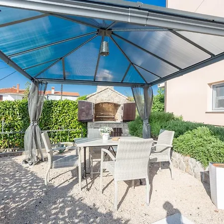 Apartamento Tina Vrh (Krk)