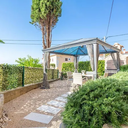 Tina Appartamento Vrh (Krk)