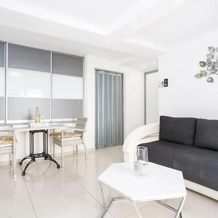 Tina Apartment *